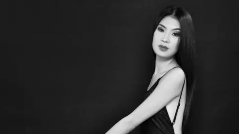 AimeeDizon's live cam