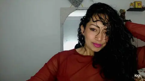 AlejaPrety's live cam