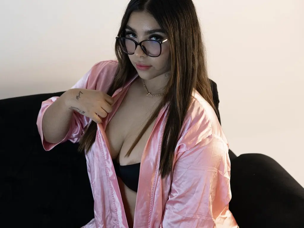 AlissonOwens's live cam