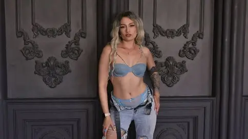 AugustineMoore's live cam