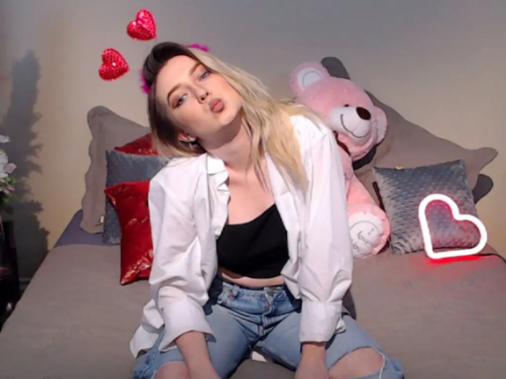 RoxiCampbel's live cam