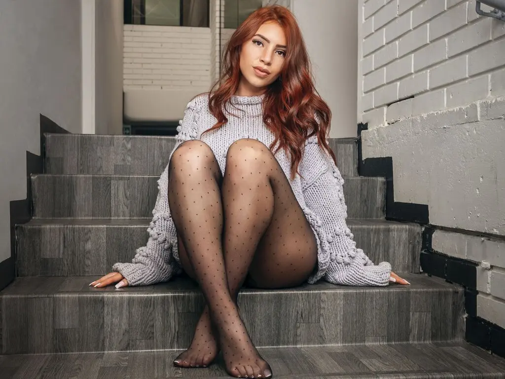SarahEvan's live cam