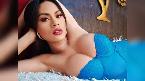 YanelFox's live cam